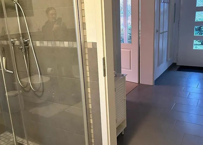 Am Alten Apfelbaum 萨尔堡